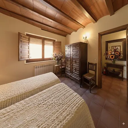 Tejas - Ideal Familias Y Grupos Bayubas de Abajo