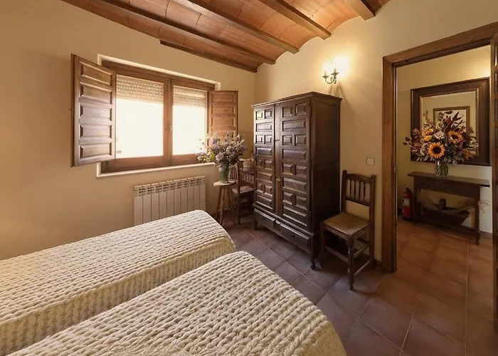 Tejas - Ideal Familias Y Grupos Bayubas de Abajo